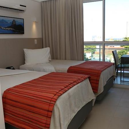 Ramada By Wyndham Macae Hotel & Suites Esterno foto
