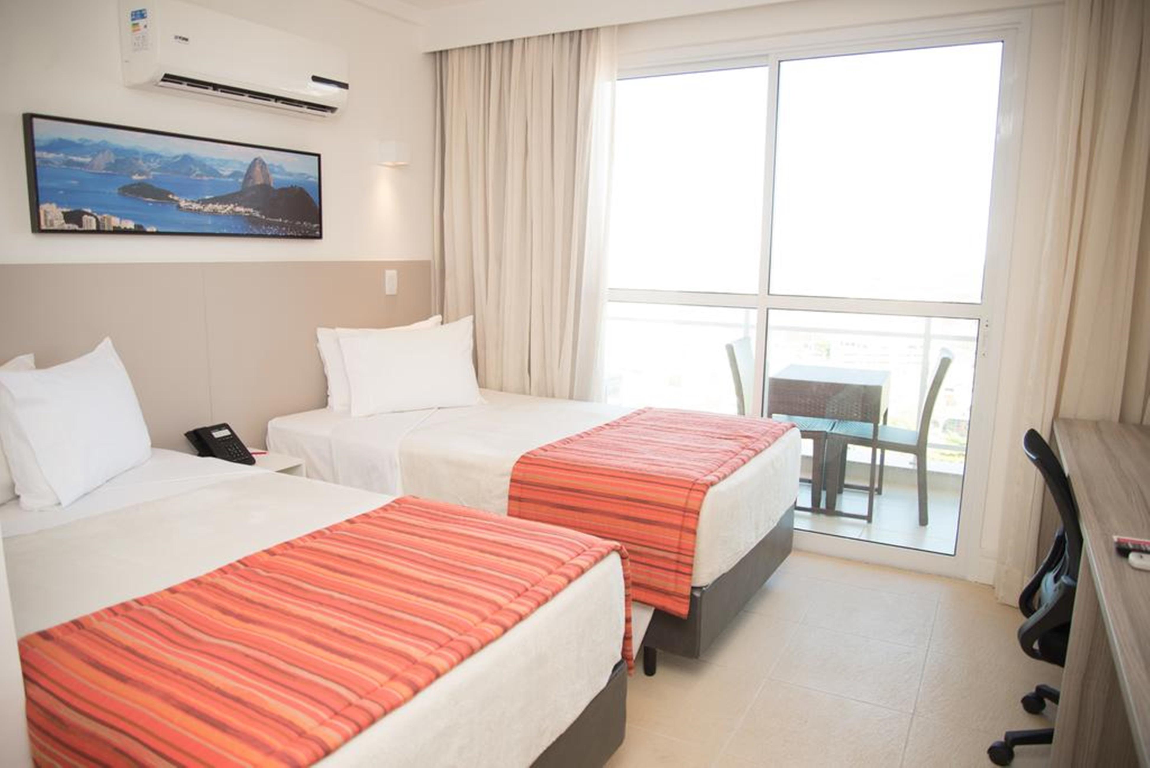 Ramada By Wyndham Macae Hotel & Suites Esterno foto