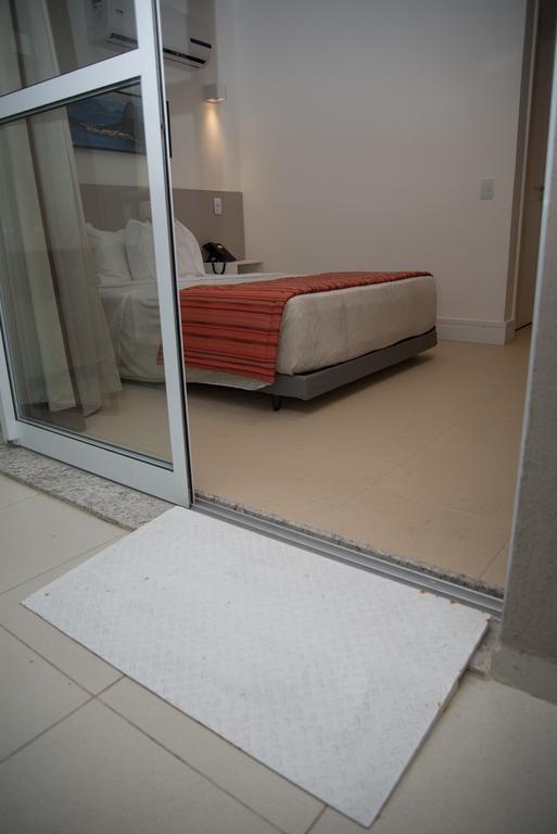 Ramada By Wyndham Macae Hotel & Suites Esterno foto