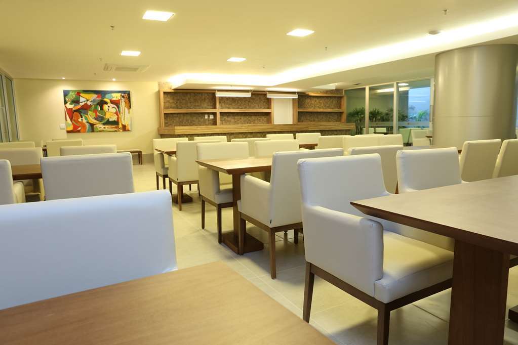 Ramada By Wyndham Macae Hotel & Suites Ristorante foto